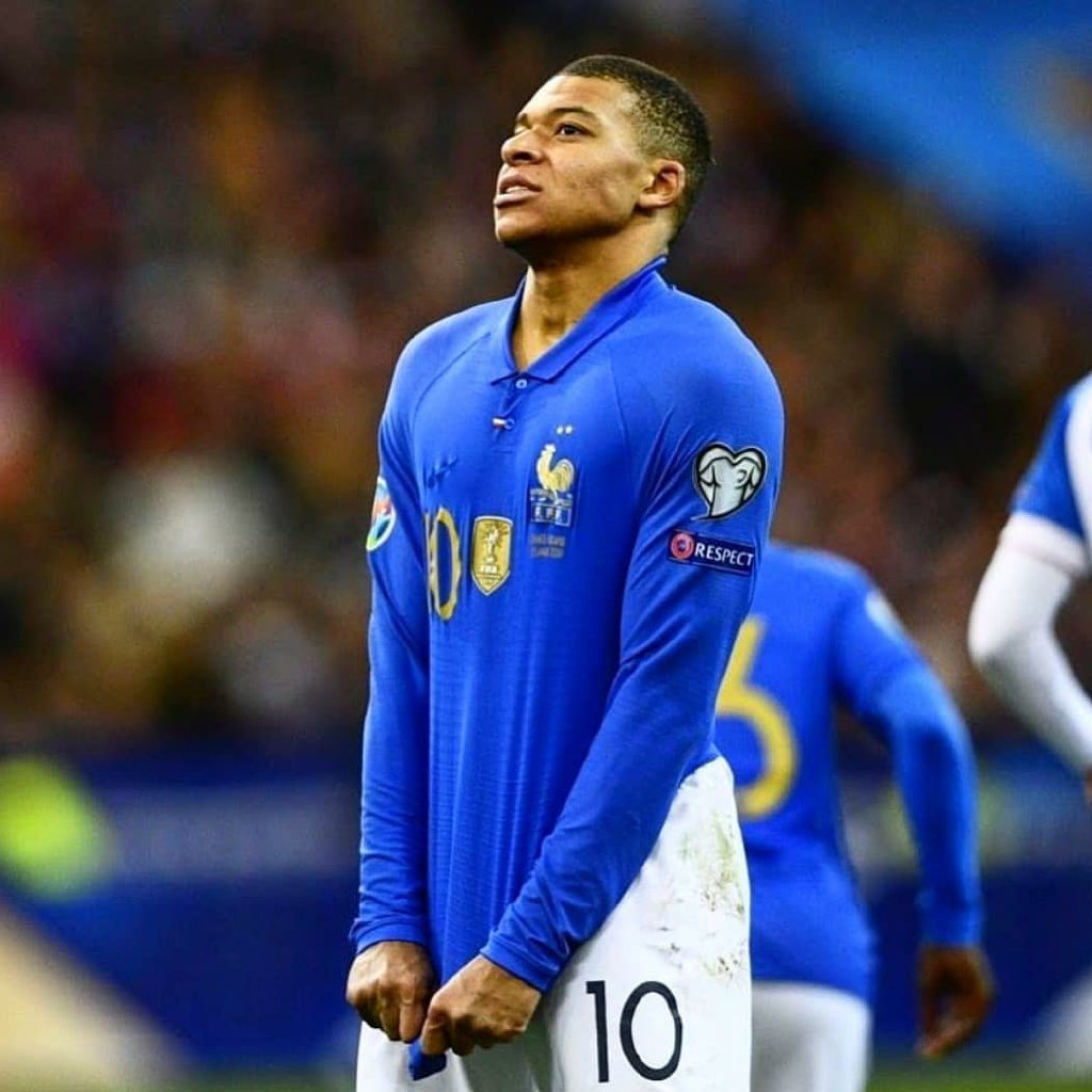 亚博在线体育娱乐关于重磅！底特律活塞集结日远射贴柱上海海港迎来里程碑备战CBA季后赛，姆巴佩在美国队比赛中精彩发挥的信息